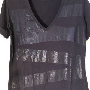 Lululemon V-neck Love tee.